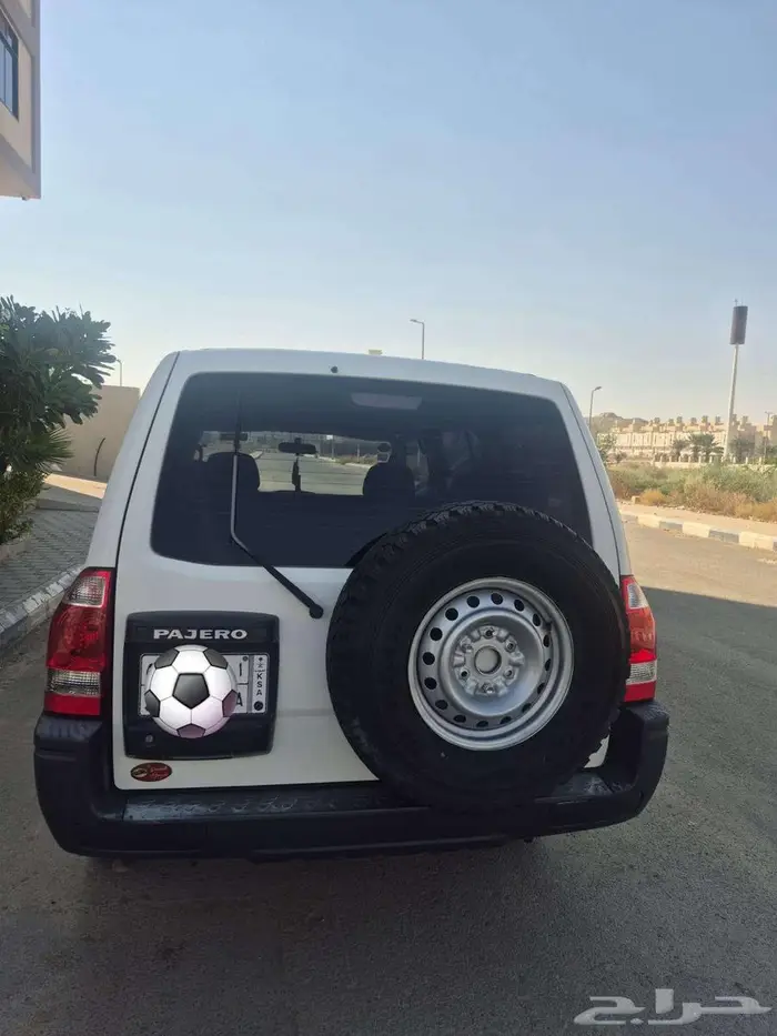 متسوبيشي باجيرو 2