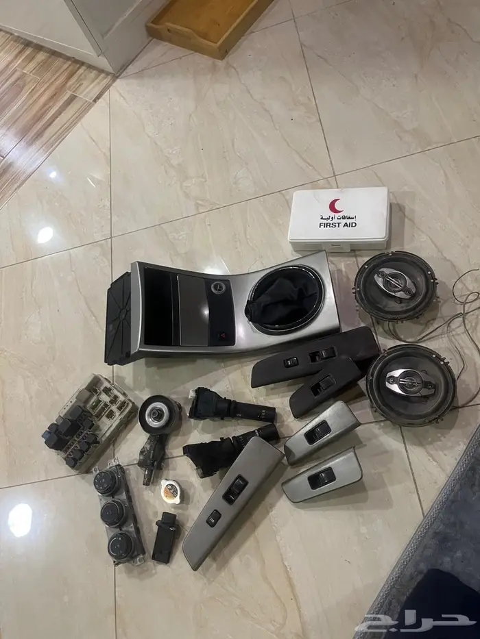 للبيع قطع غيار التيما 2006 0