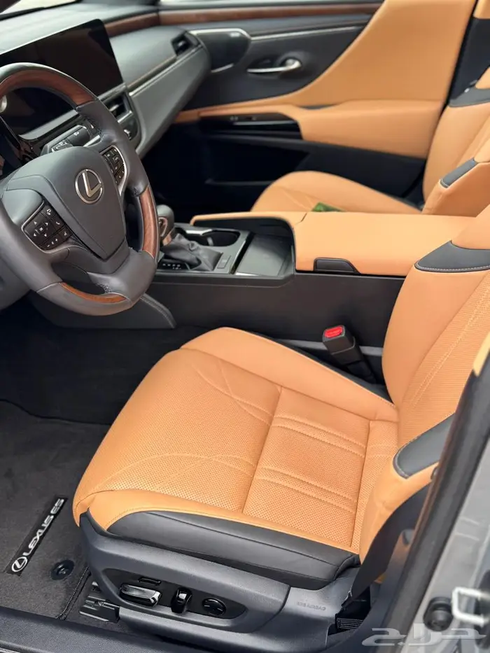 للبيع 2023 لكزس Es350 DD ((فل كامل و الوصول خلال اسبوع)) 9
