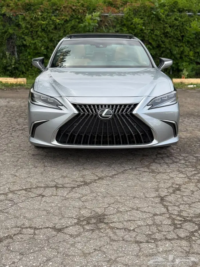 للبيع 2023 لكزس Es350 DD ((فل كامل و الوصول خلال اسبوع)) 5