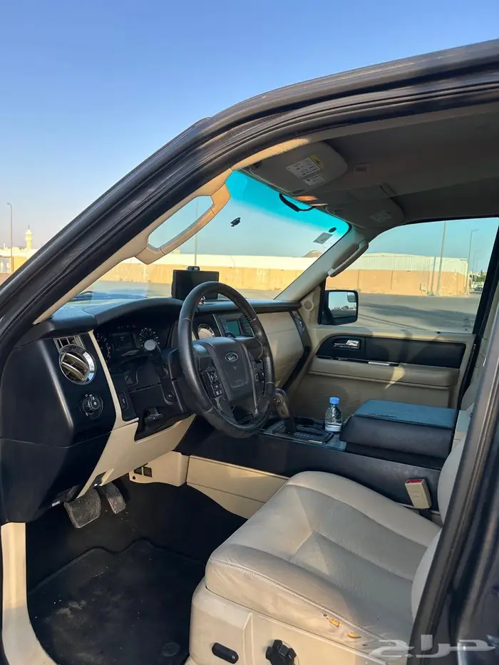 للبيع اكسبيدشن 0