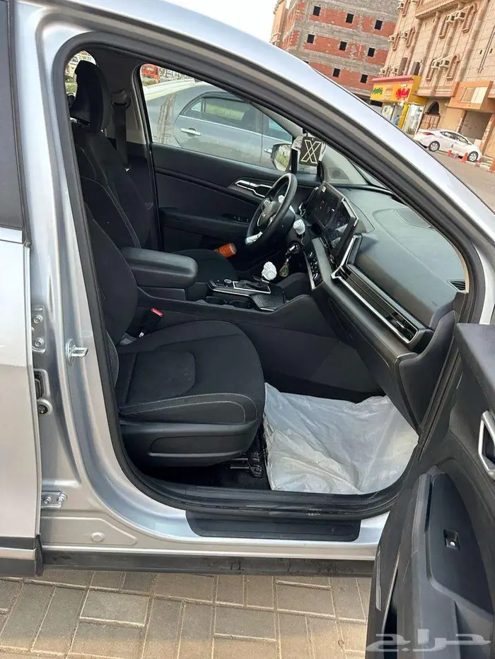 كيا تم البيع 12