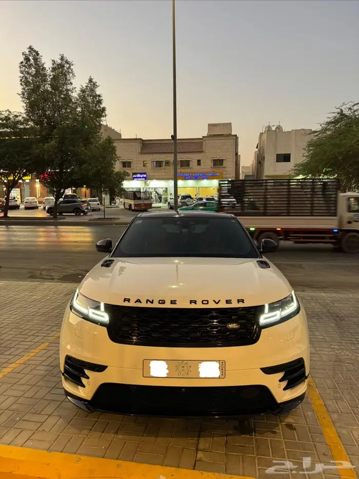 رنج روفر فيلار 2021 HSE 1