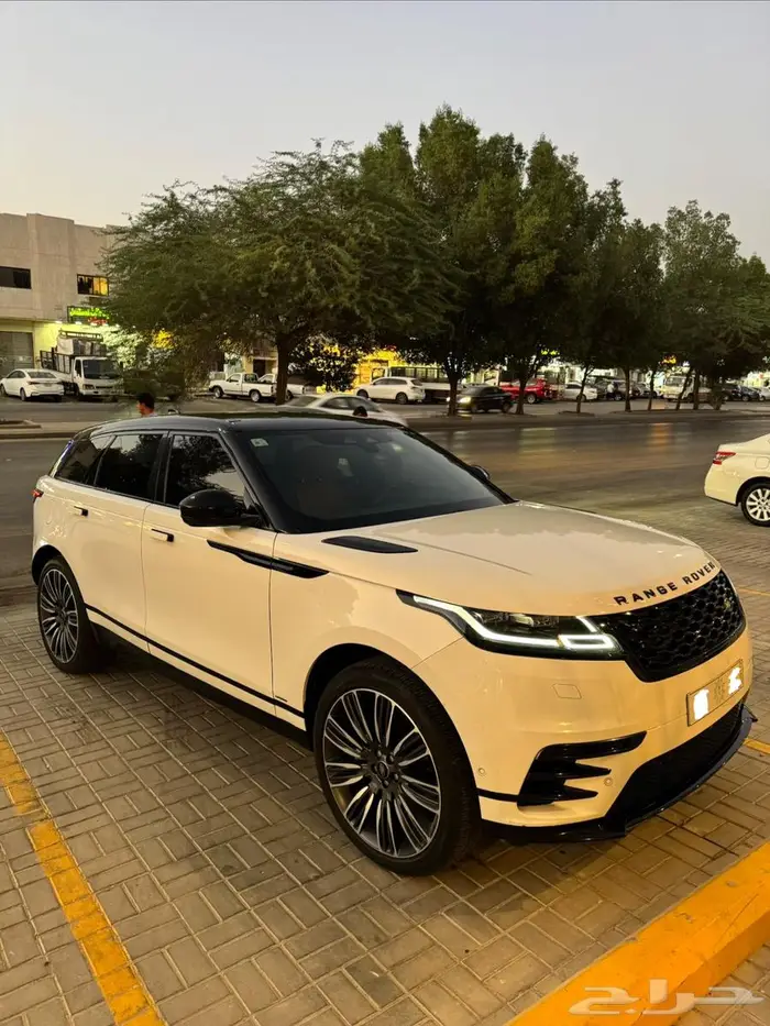 رنج روفر فيلار 2021 HSE 2