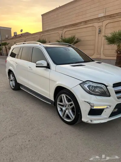 مرسيدس جي ال 500 موديل 2015 index