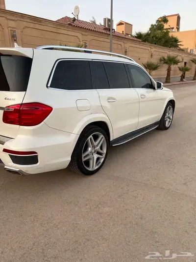 مرسيدس جي ال 500 موديل 2015 index