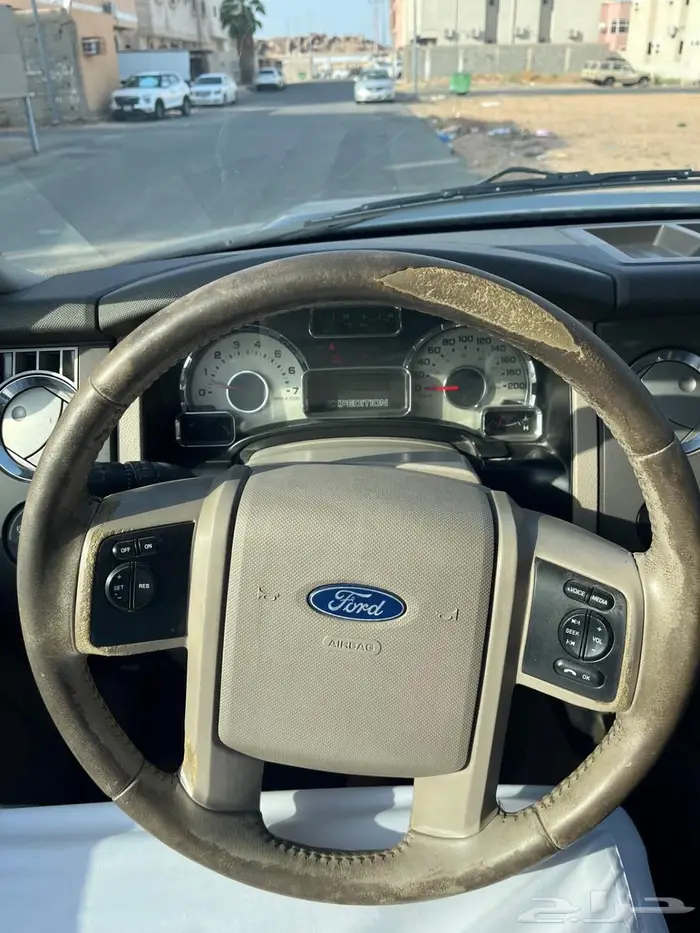 اكسبديشن 2011 نظيف 12