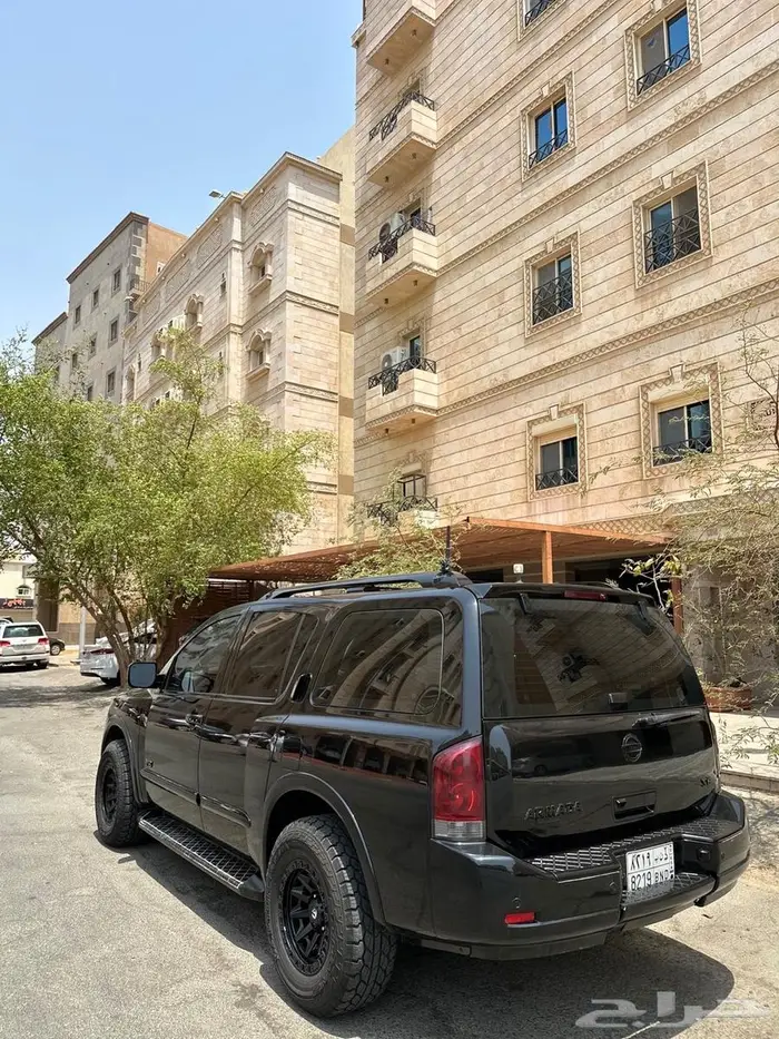 نيسان 3