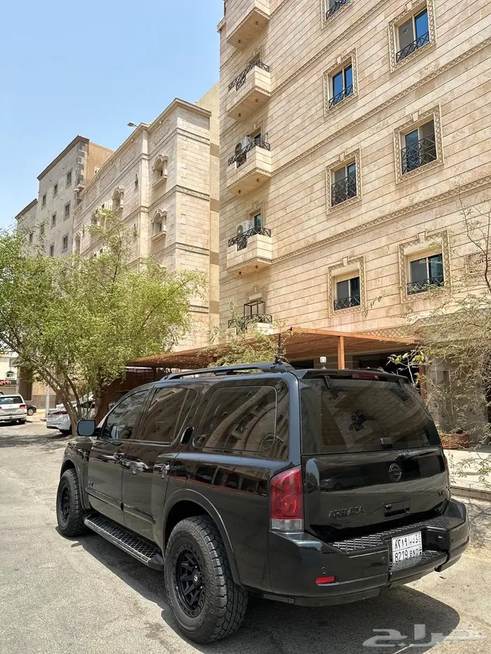 نيسان 6