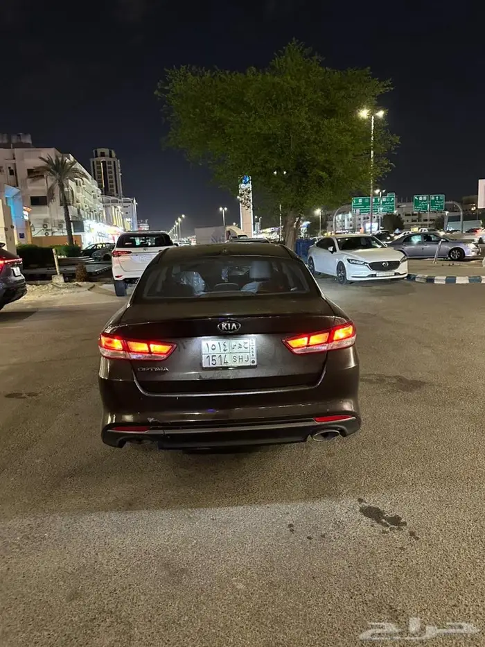 كيا اوبتيما 8