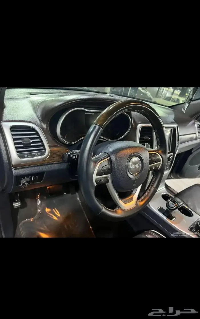 جيب جراند شيروكي اوفرلاند 2014 هيمي 8 سيليندر 5.7 13