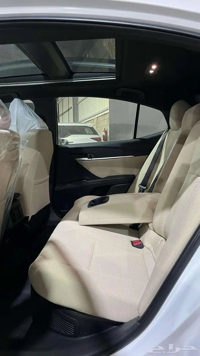 تويوتا كامري 2025 6