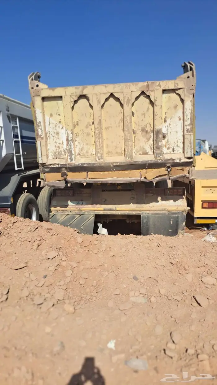 صندوللبيع مقاس 23 مديل 2011 0