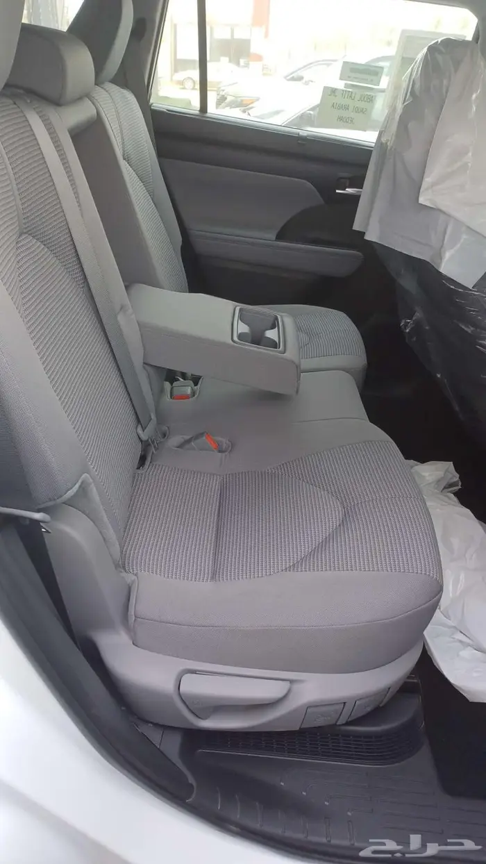 تويوتا - هايلاندر - GLE - نص فل ابيض 2025 8