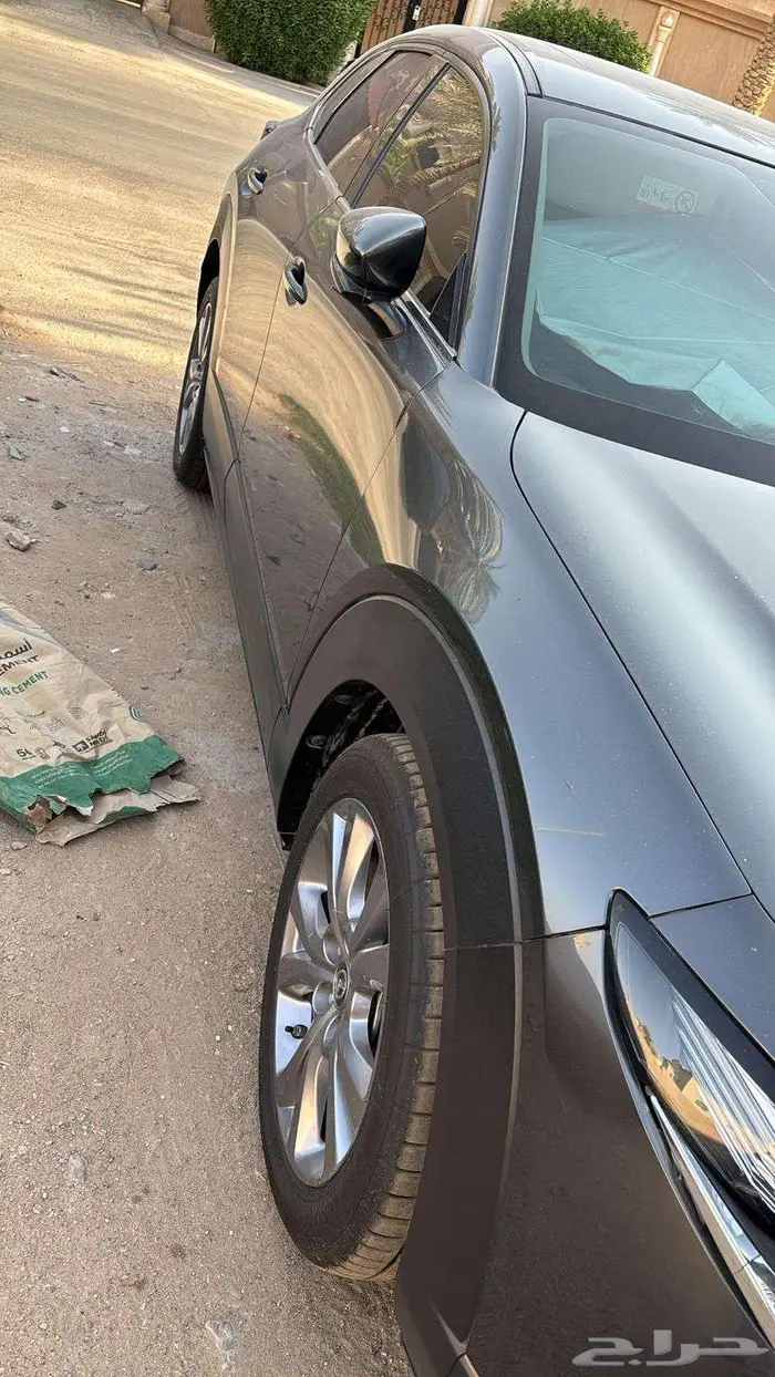 مازدا CX3 رمادي موديل 2022 4