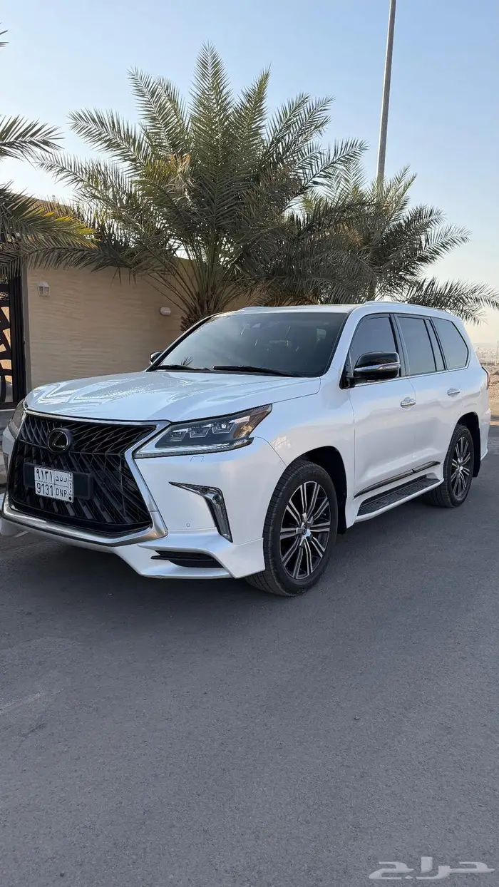 جيب لكزس LX570 موديل 2018 عداد 173 ألف 0