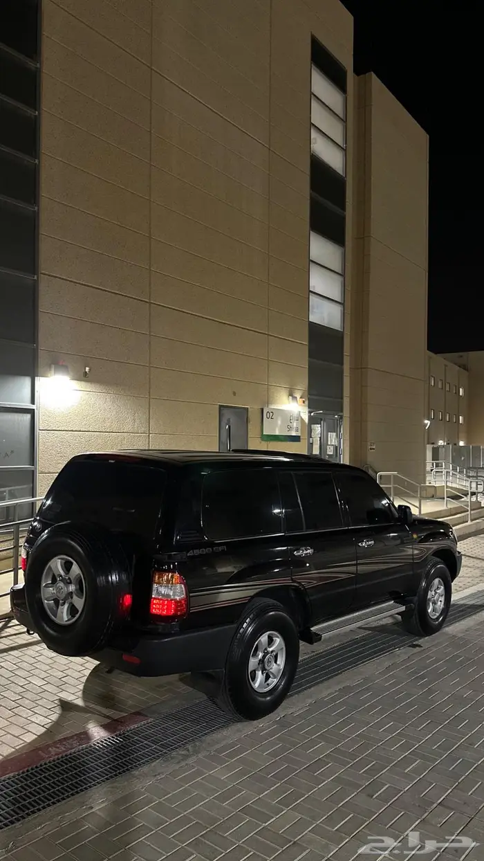 للبيع جي اكس وارد قطر 98 محول 2006 خارجي . 2