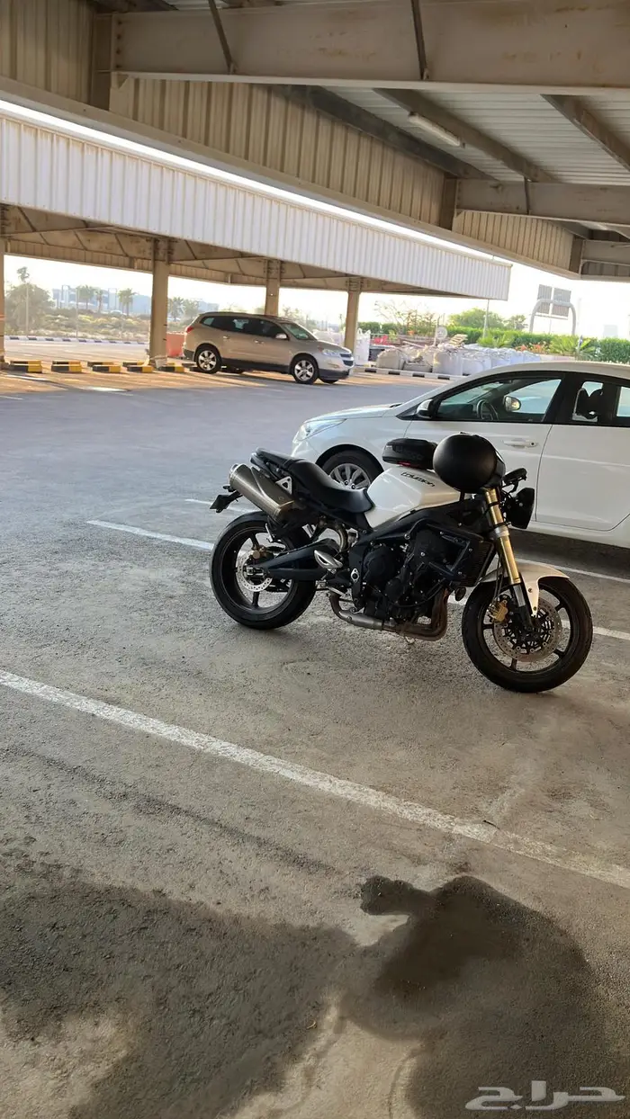 ترايمفTriumph speed triple 675 2011 0