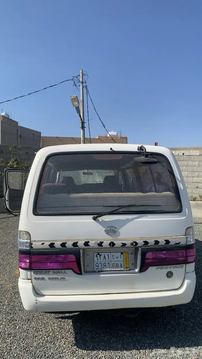 جريت وول دير ماكروباص موديل 2009 1