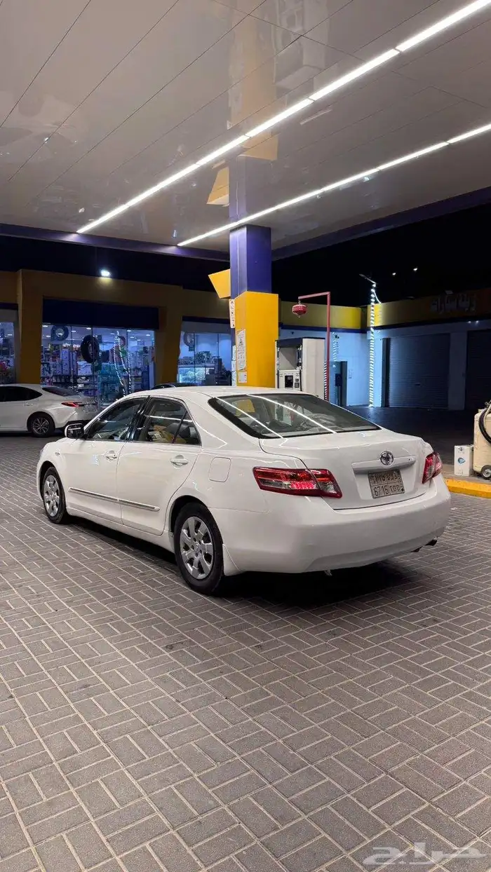كامري تويوتا 2011 0