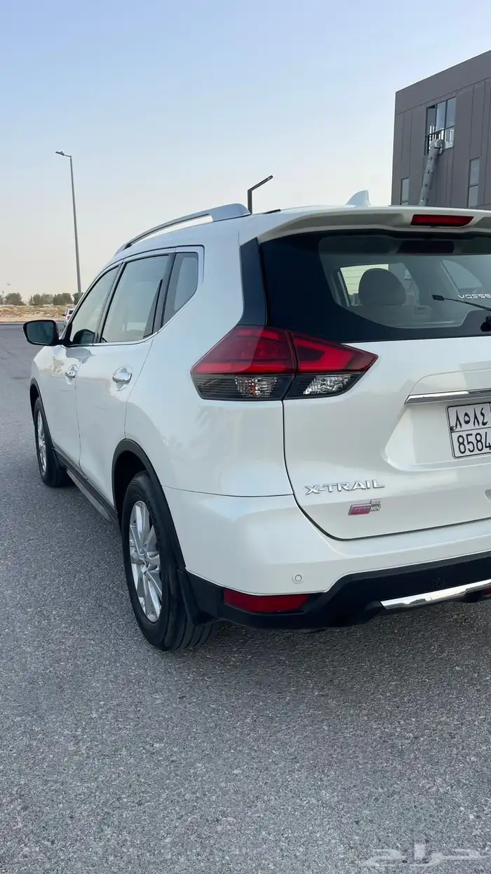 نيسان اكستريل 2020 8