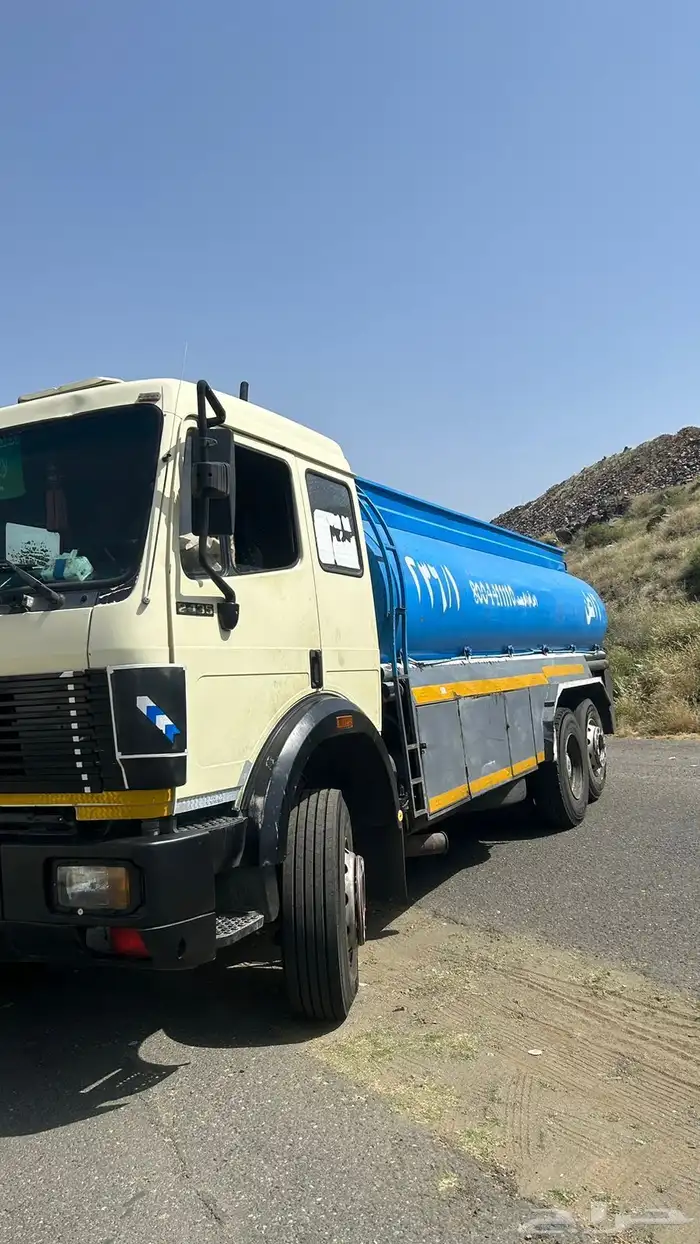 ثلاثة مسكسات مرسيدس البي سناقل نظيفه بسائقيها 12