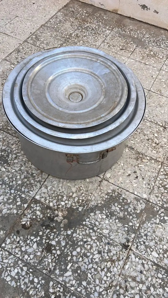 قدرو قديمه للبيع 1