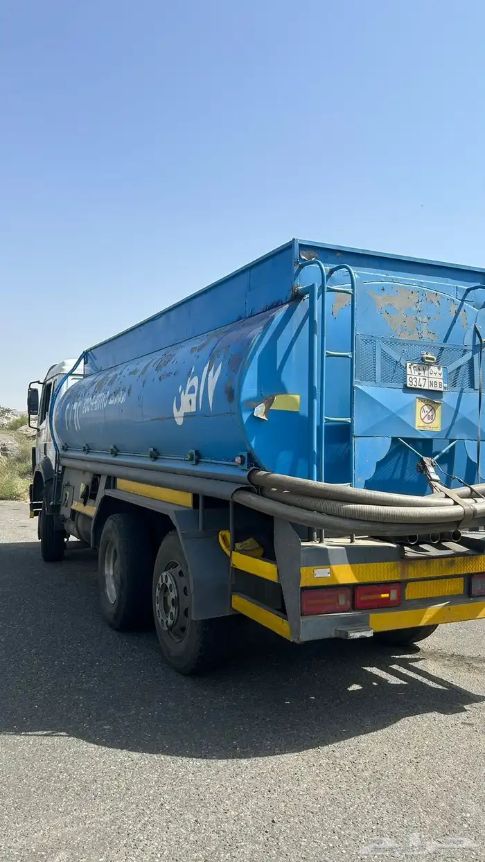 ثلاثة مسكسات مرسيدس البي سناقل نظيفه بسائقيها 5