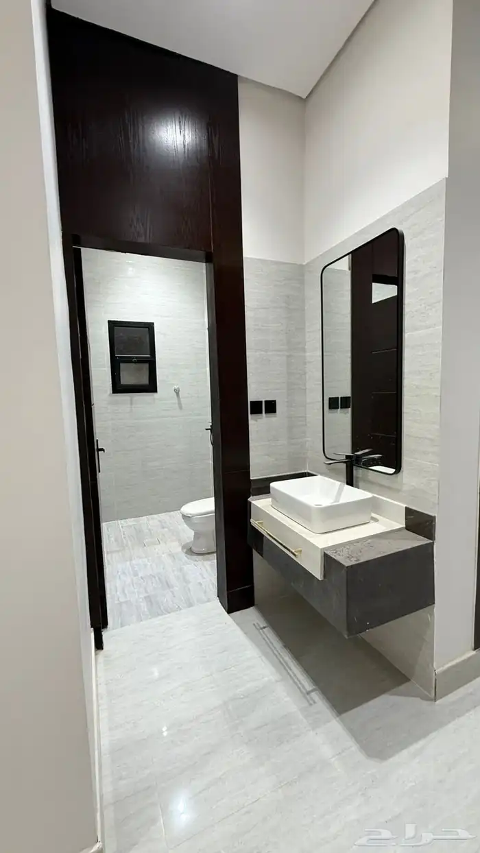 شقة للبيع في حي المعالي 2