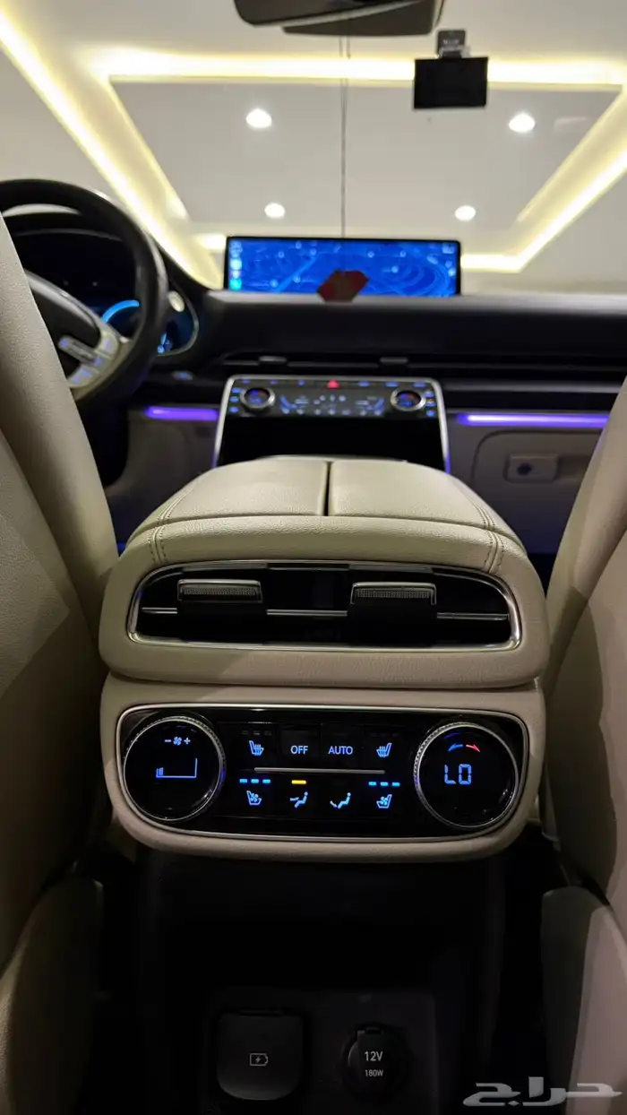 جنسس GV80 2020 ( بنزين) فل كامل بانوراما 23
