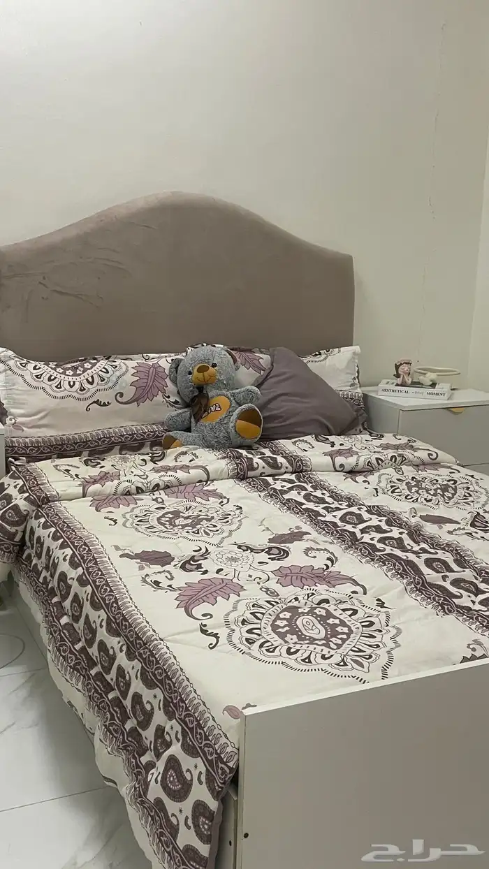 سرير مستعمل للسوم لايتواصل الا الجاد 0