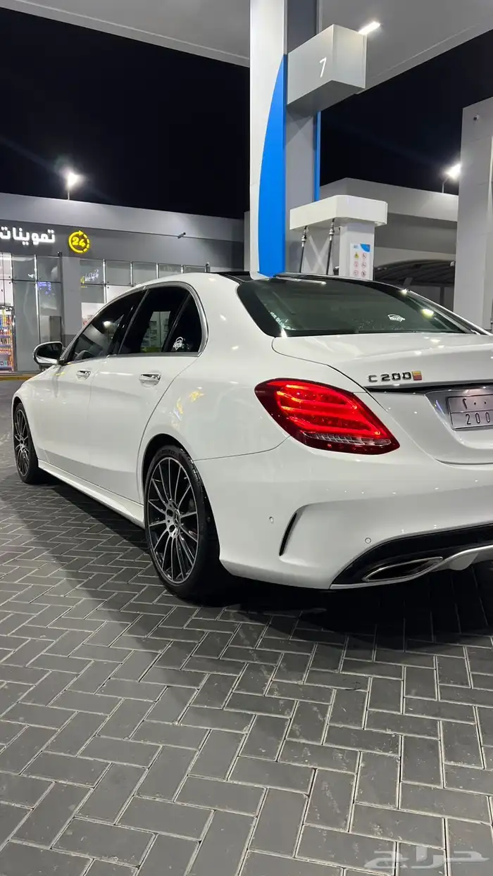 عرض اليوم مرسيدس C200 وارد الجفالي مالك واحد.. 4