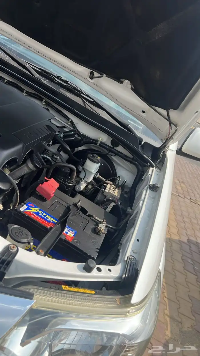 فورتشنر 2014 قير عادي VXسته سلندر 18