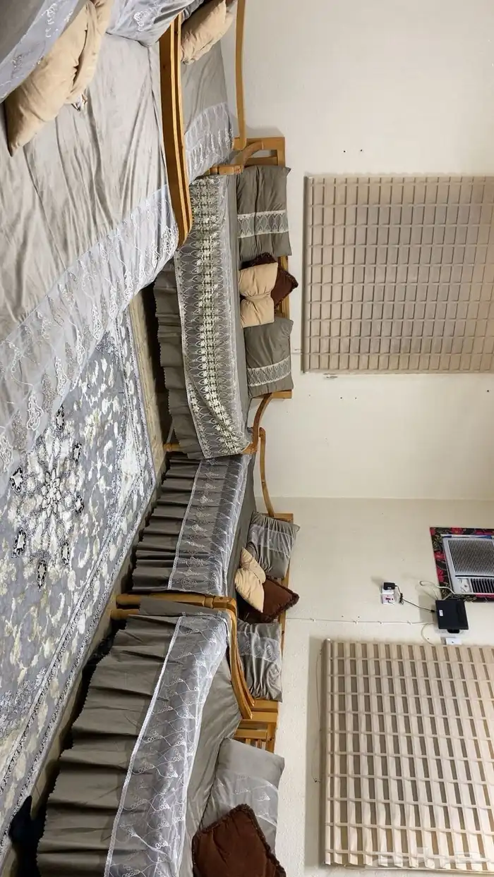 اثاث للبيع 0