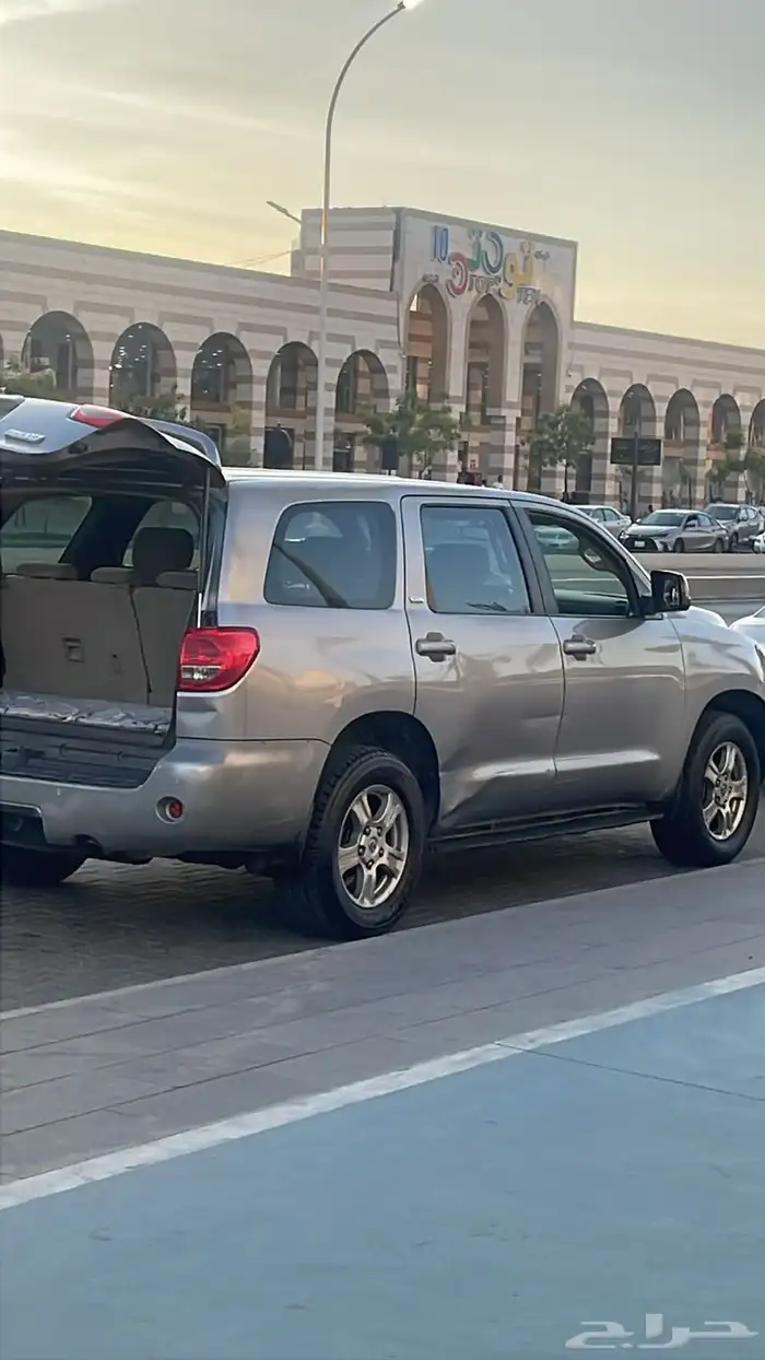 سياره للبيع سكويا 4