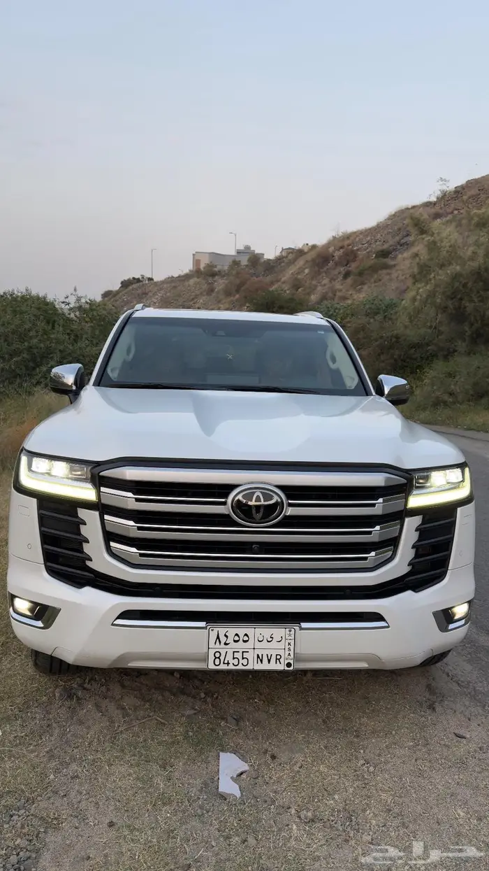 لاند كروزر VXS اخو الجديد 2022 للبيع او البدل المناسب 21