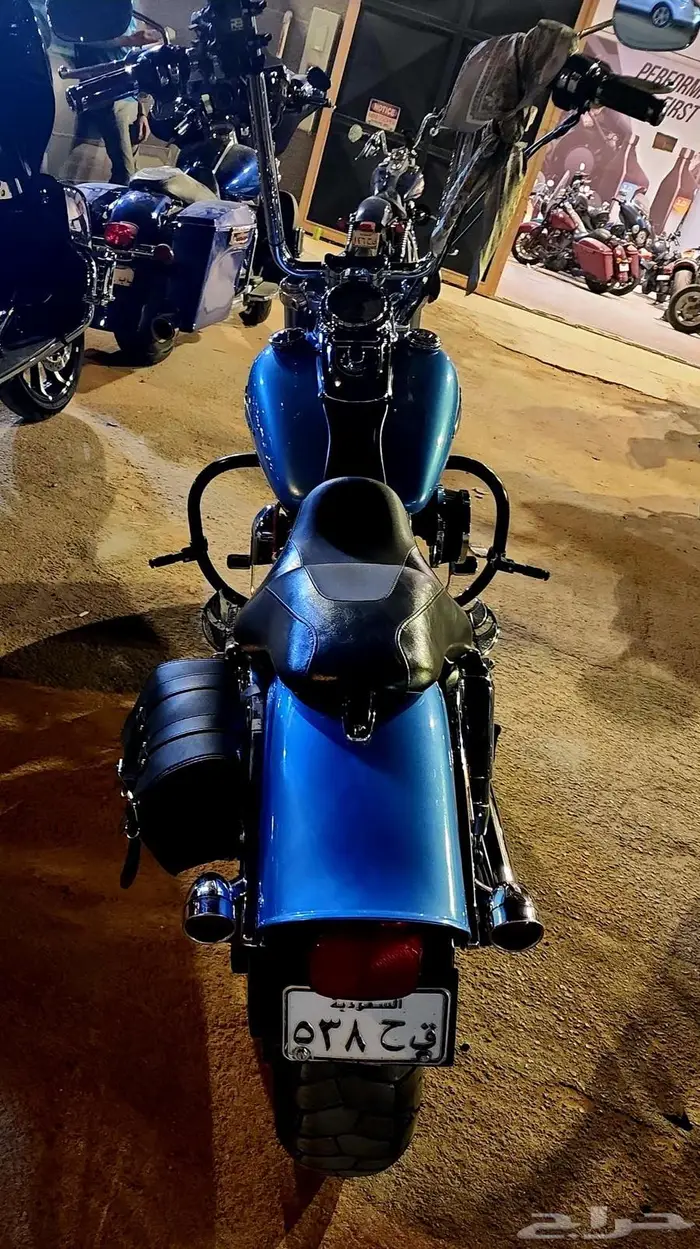 Harley davidson dyna fat bob 2011 1