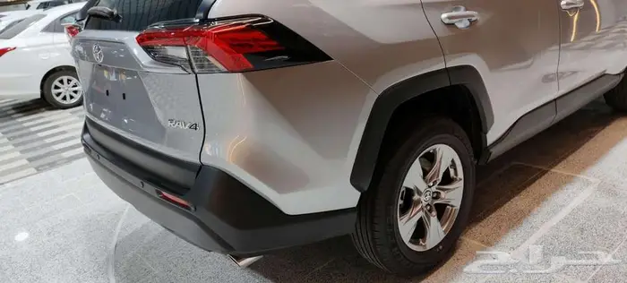 تويوتا راف فور استاندر بدون دبل 2025 بنزين 4