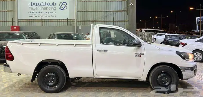 تويوتا هايلكس غماره ديزل GL ماكينه 2.4 موديل 2025 1