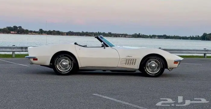 للبيع كورفيت موديل1971 Chevrolet corvette 4