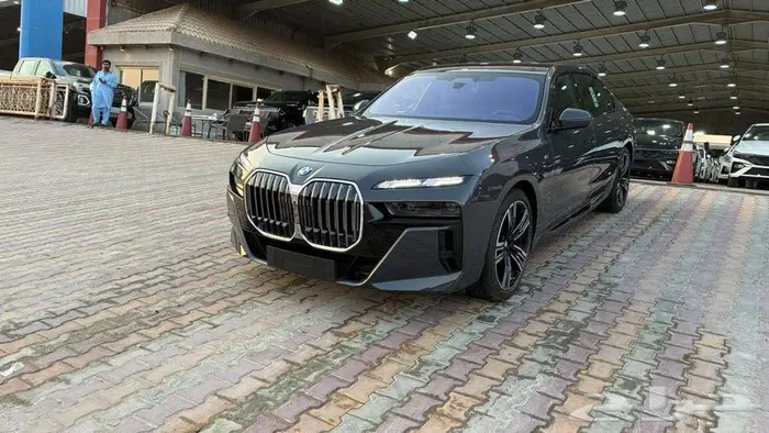 بي أم دبليو 735i موديل 2026 فل كامل أند فجول جديد M Kit 0