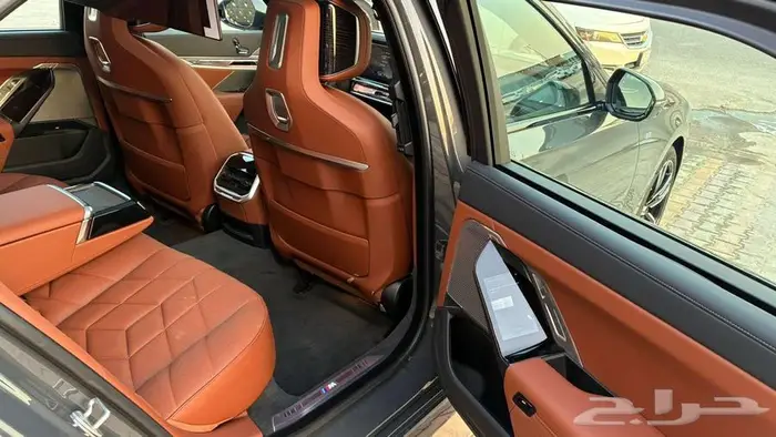 بي أم دبليو 735i موديل 2026 فل كامل أند فجول جديد M Kit 18