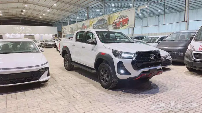 هايلوكس غمارتين TRD بنزين خليجي 2025 1