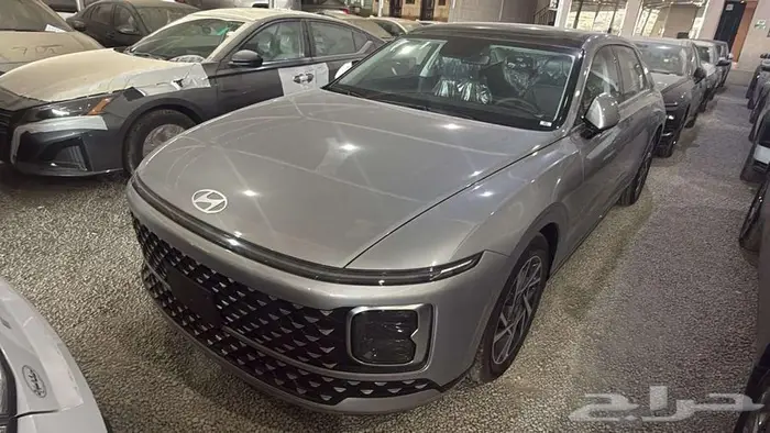 عرض خاص - هونداي ازيرا كلاسيك مكينه 3.5 موديل 2025 1