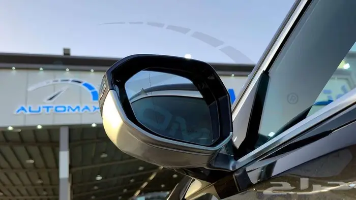 2025 BMW 5-SERIES 520i 2.0T RWD GCC 0Km ضمان الوكيل 18