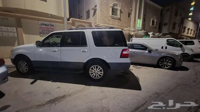 للبيع اكسبيدشن 2012 نص فل 1