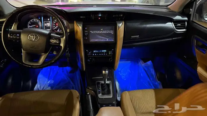 تويوتا فورتشنر VX 2022 8