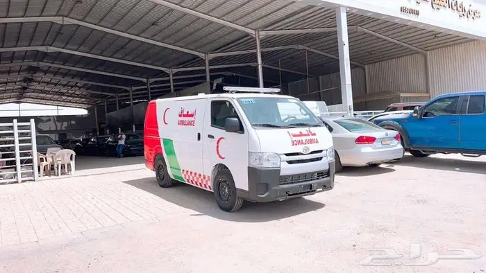 اسعاف تويوتا هايس خليجي بنزين سقف منخفض جير عادي 2025 2