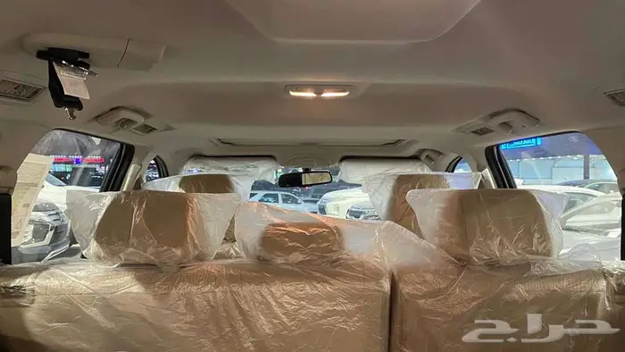 عرض خاص ميتسوبيشي مونتيرو نص فل موديل 2025 بنزين 12