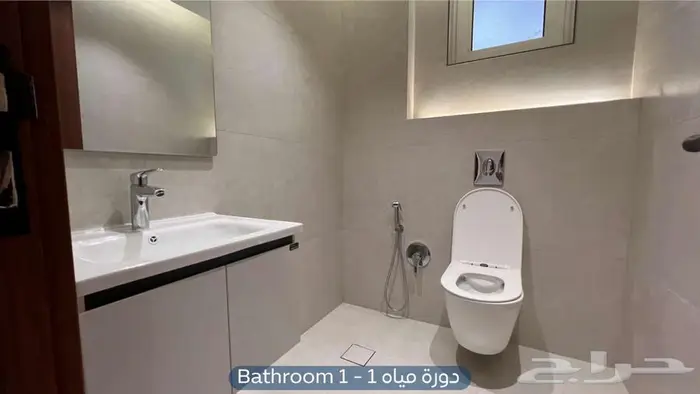 شقة للإيجار   حي العقيق 5